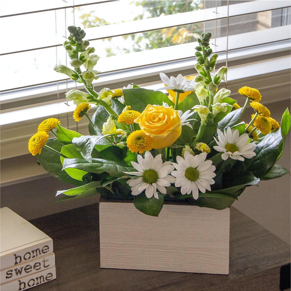 Sun Salutation Box Bouquet – Precious Flowers And Gifts, Ceres CA