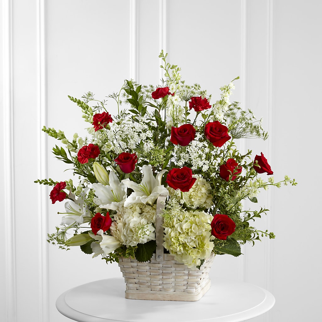 In Loving Memory Arrangement – Precious Flowers And Gifts, Ceres CA