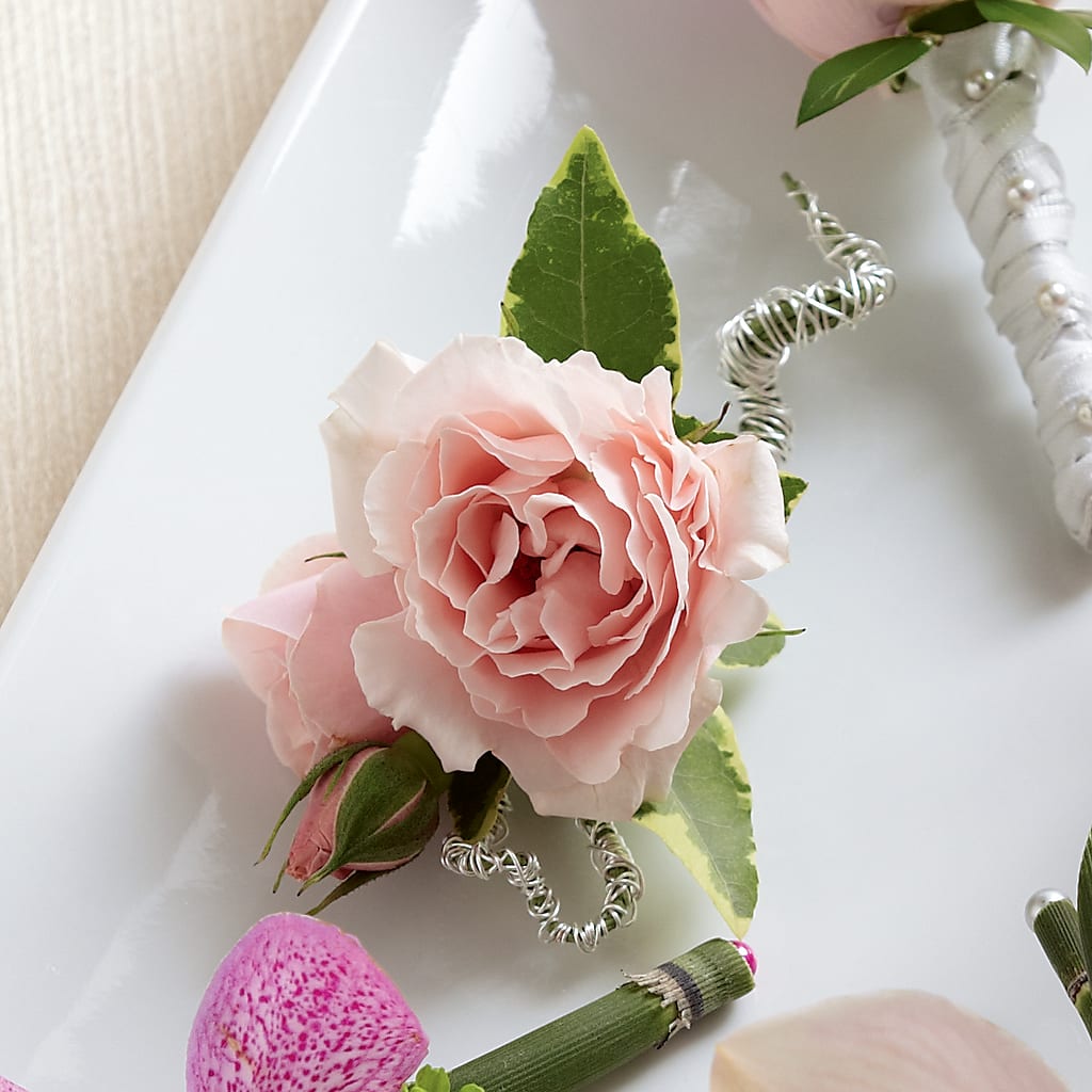 Pink Spray Rose Boutonniere – Precious Flowers And Gifts, Ceres CA