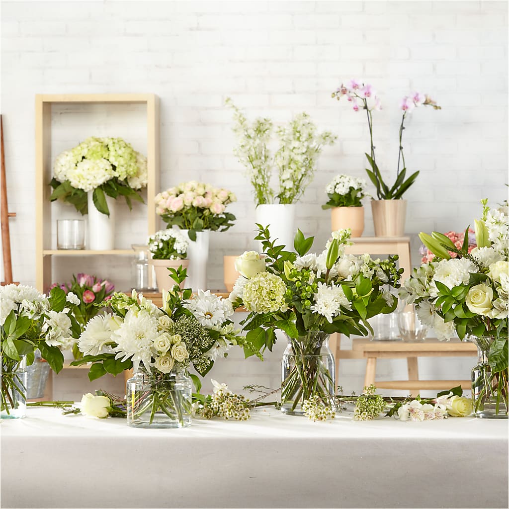 Classic Ivory – A Florist Original –  Precious Flowers And Gifts, Ceres CA