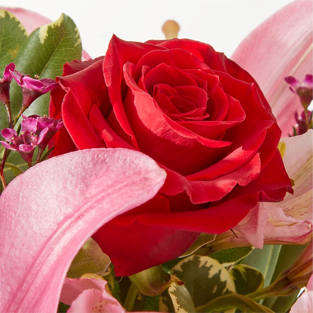Lucky in Love Bouquet –  Precious Flowers And Gifts, Ceres CA