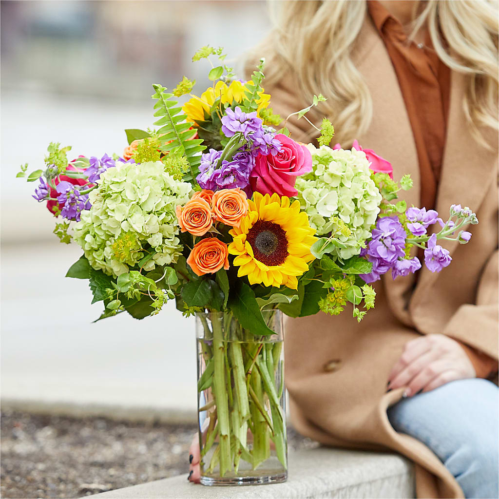 Vibrant Greetings Bouquet –  Precious Flowers And Gifts, Ceres CA