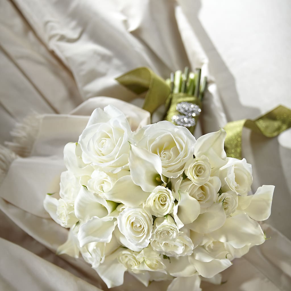 Serene Highness Bouquet –  Precious Flowers And Gifts, Ceres CA