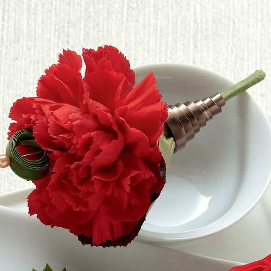 Red Carnation Boutonniere –  Precious Flowers And Gifts, Ceres CA
